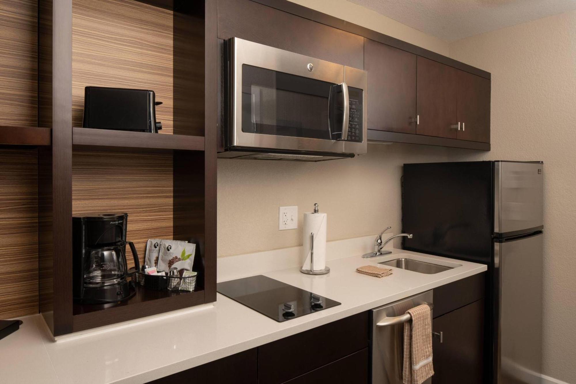 Towneplace By Marriott Suites Кларксвилл Экстерьер фото